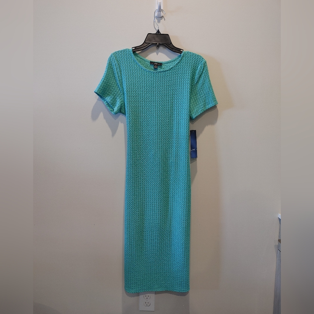 Textured shift dress (new never worn)